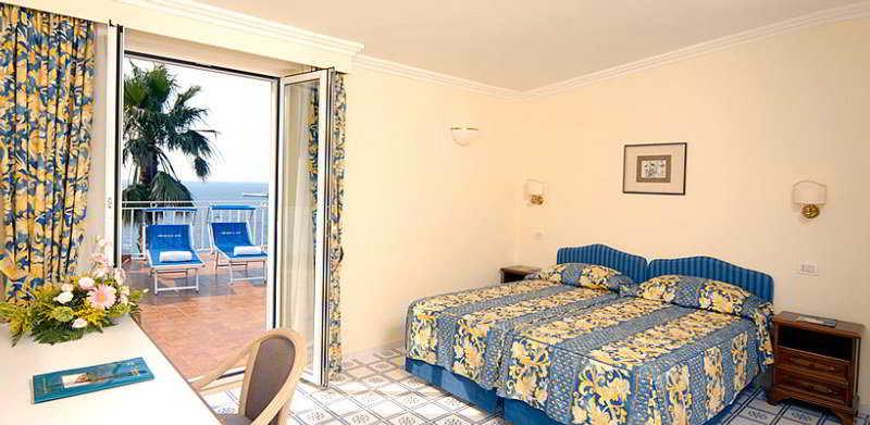 Hotel Continental Mare Ischia Exterior photo